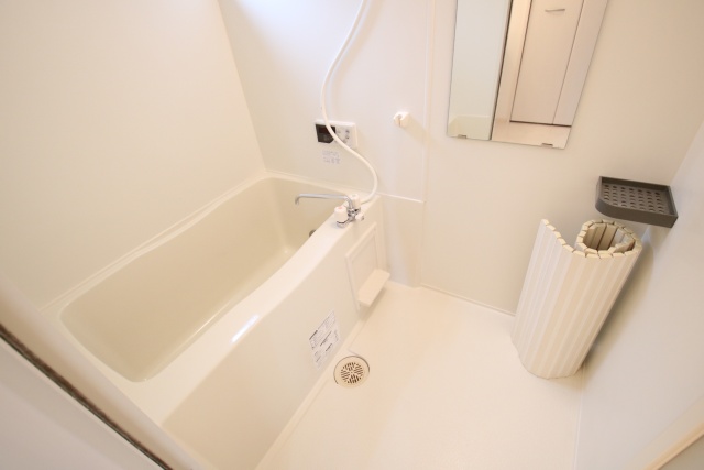 バス・シャワールーム　※別号室のお写真のため現況優先