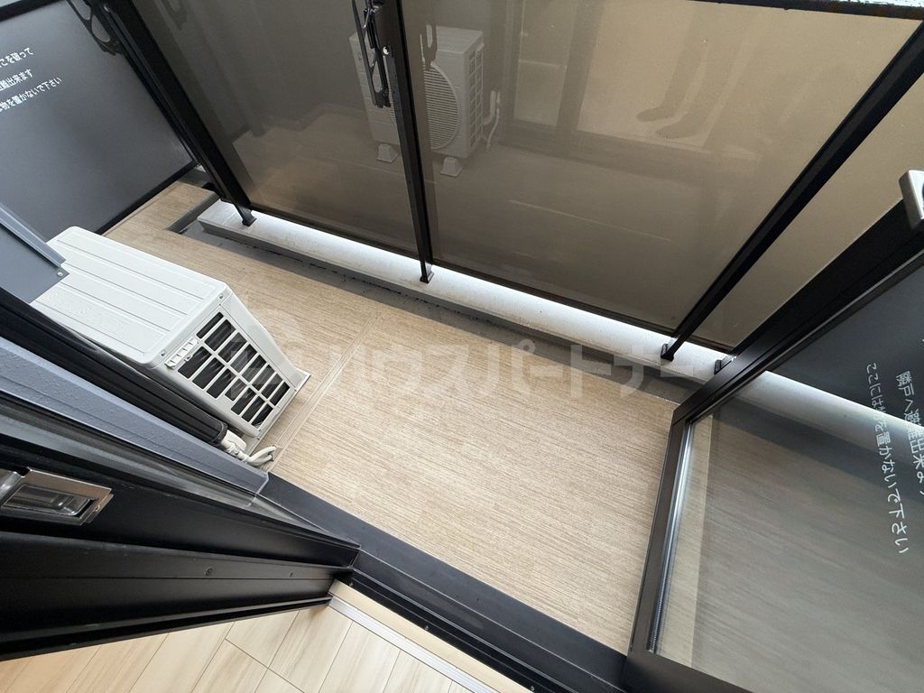 バルコニー　バルコニー