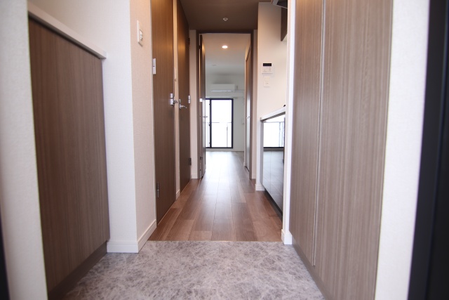 玄関　※別室の参考写真の為、現況優先です。