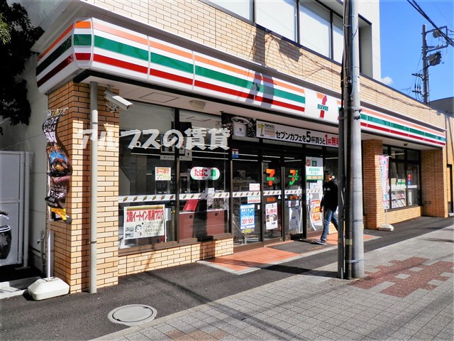コンビニ　セブンイレブン 横浜ビジネスパーク前店（コンビニ）まで208m