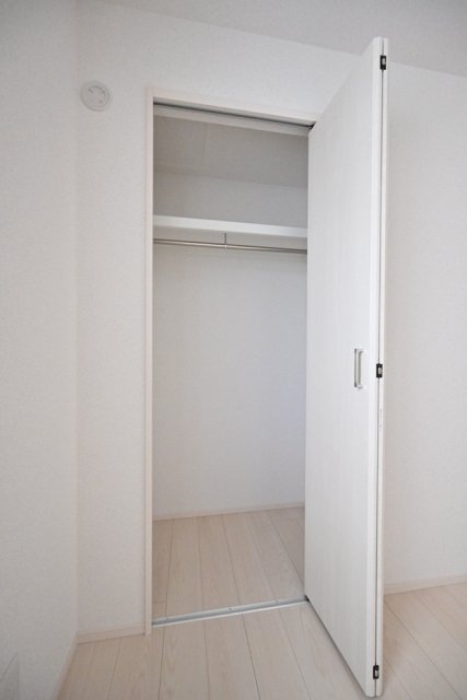 収納　クローセ?ット(洋室1)