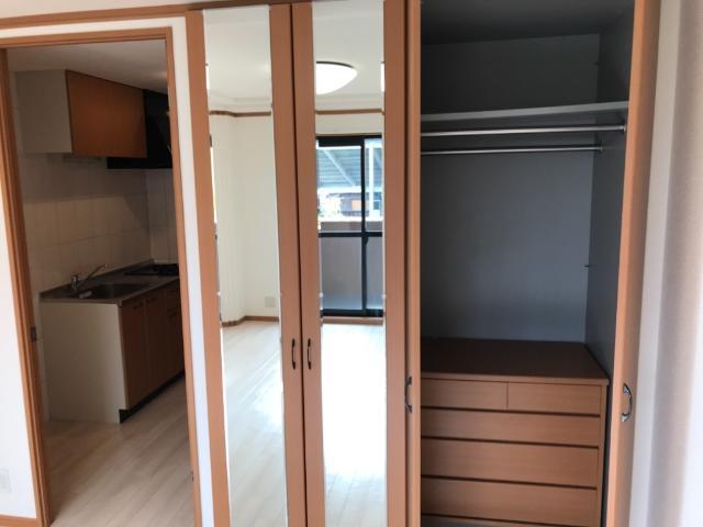 収納　クローゼット