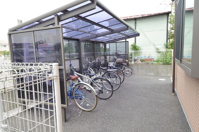 その他共有部分　♪屋根付き駐輪場♪