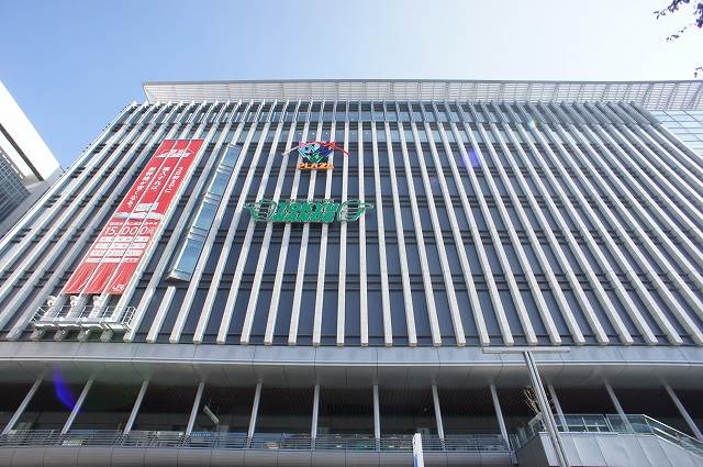 ショッピングセンター　アミュプラザ博多 (AMU PLAZA HAKATA)（ショッピングセンター）まで774m