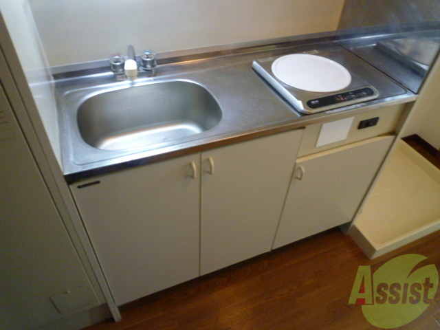 キッチン　ＩＨキッチンで火の元心配いらずです。一人暮らしでも安心