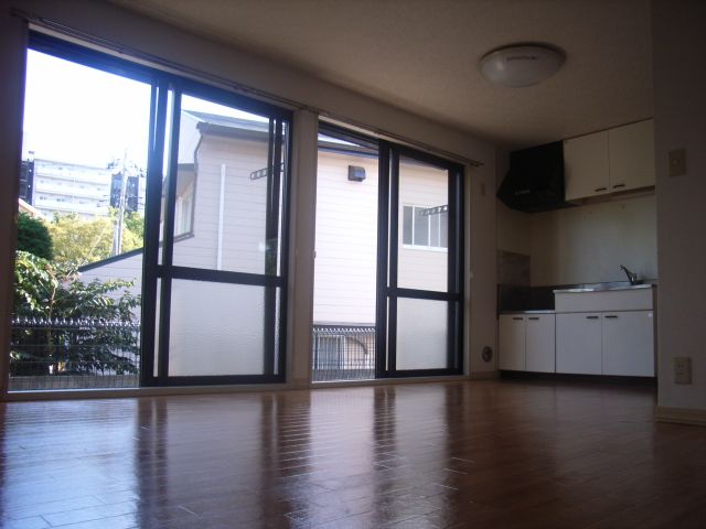 居室・リビング　リビング