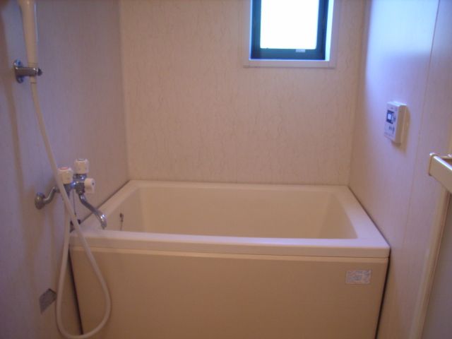 バス・シャワールーム　バスルーム