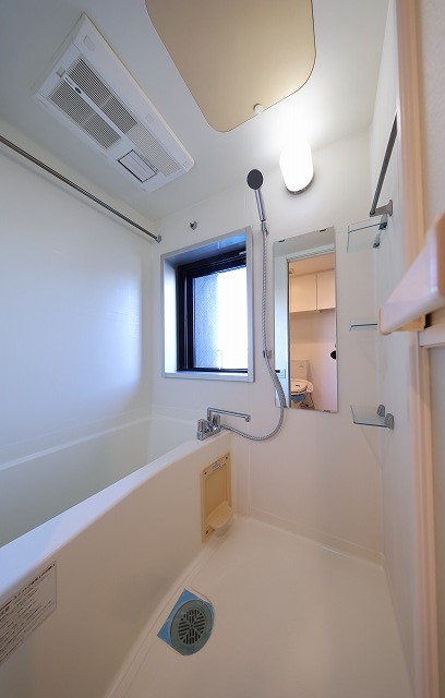 バス・シャワールーム　バス※別部屋参考写真