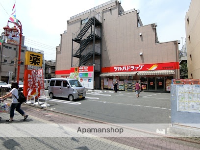 ドラックストア　ツルハドラッグ 穴守稲荷店（ドラッグストア）まで495m