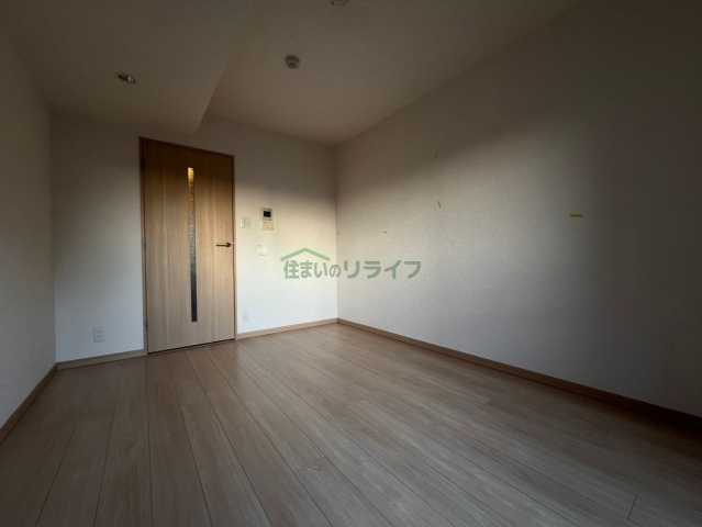 居室・リビング　別室参考画像です