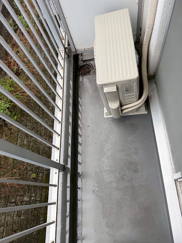 バルコニー　外干しや気分転換にピッタリのベランダ。