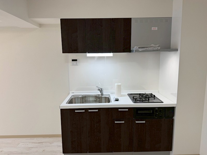 キッチン　お料理が捗るシステムキッチン！使い勝手の良い調理スペース。