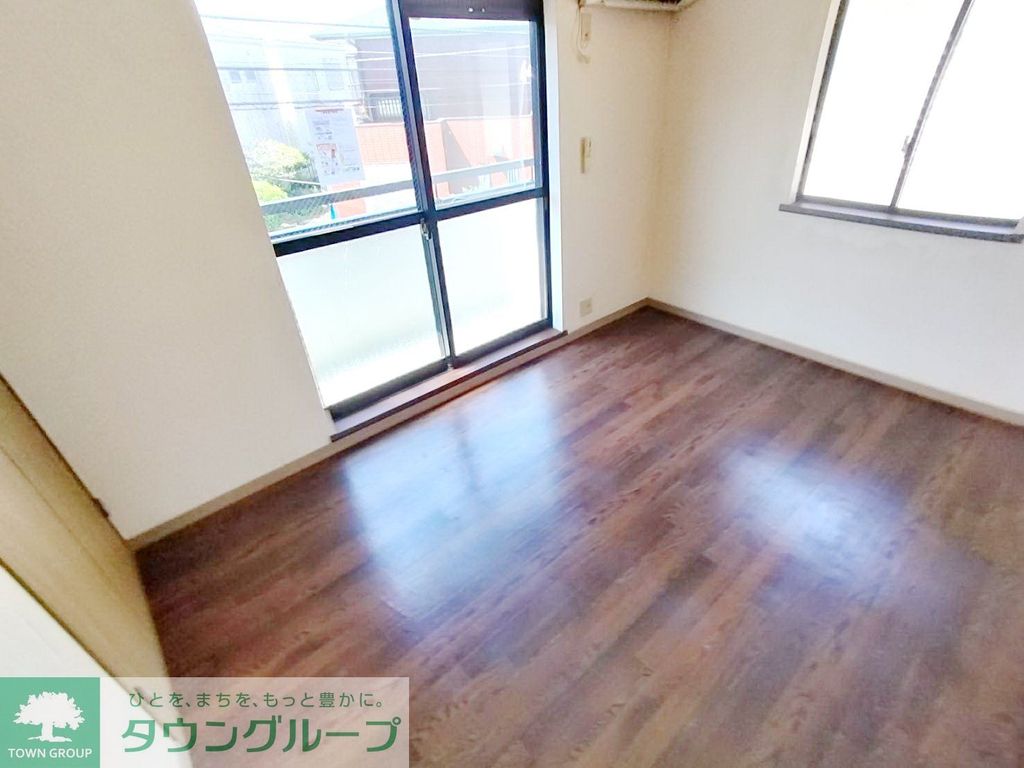 居室・リビング　※別部屋参考写真です※