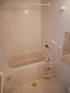 バス・シャワールーム　浴室乾燥機付き