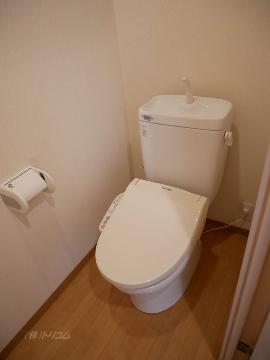 トイレ　シャワー付トイレ