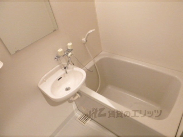 バス・シャワールーム　ユニットバス