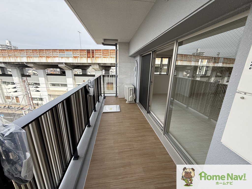 バルコニー　西向きです。