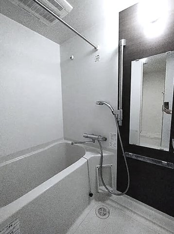 バス・シャワールーム　風呂