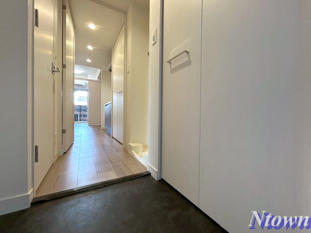 玄関　ゆったりとした玄関です