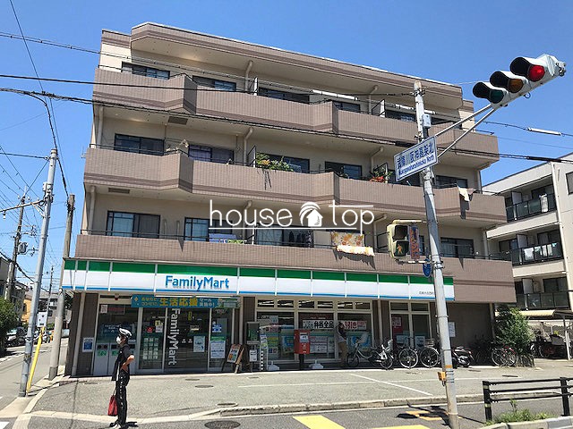 コンビニ　ファミリーマート尼崎大庄西町店（コンビニ）まで424m