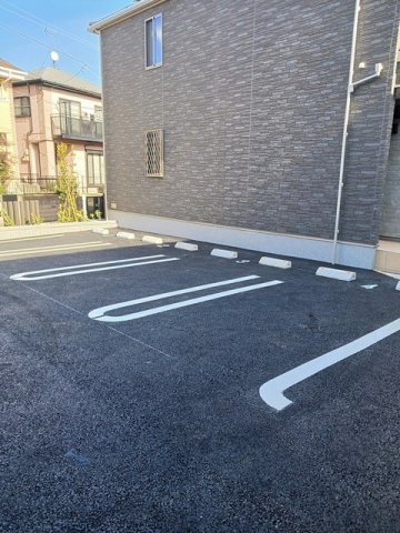 駐車場　駐車場完備です