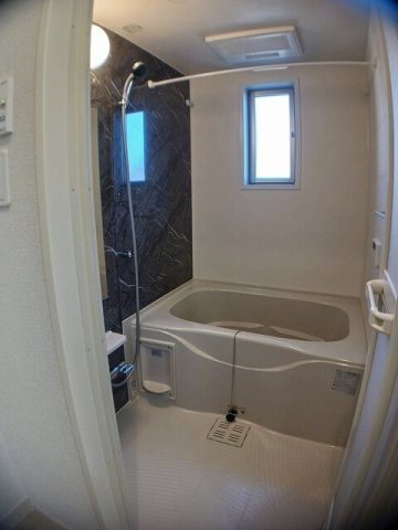 バス・シャワールーム　日々の疲れを癒すお風呂付です