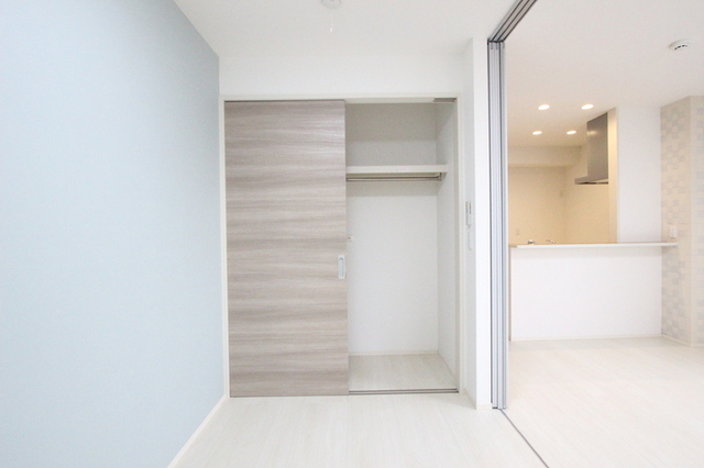 収納　洋室クローゼット