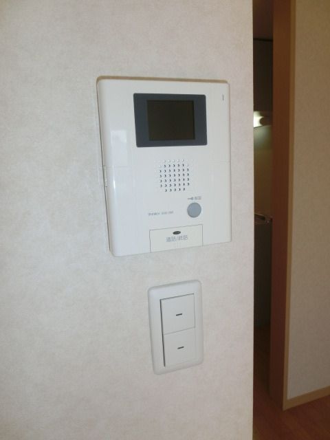 セキュリティ　安心のTVドアホン