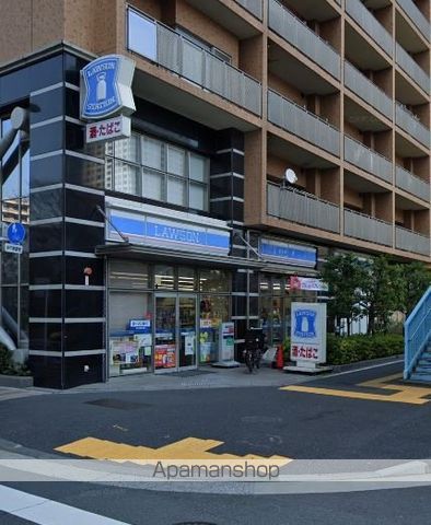 コンビニ　ローソン（コンビニ）まで890m