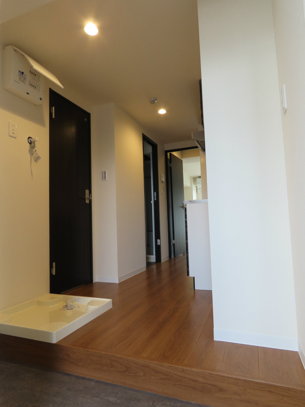 玄関　収納もある玄関です