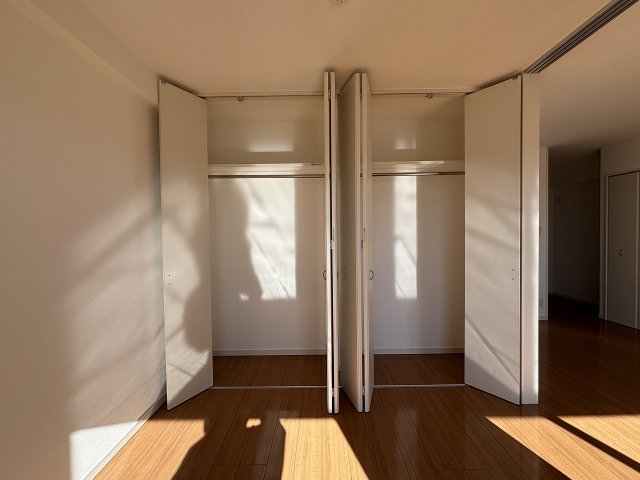 収納　洋室のクローゼット