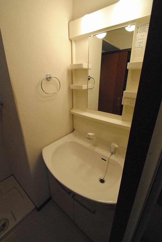 洗面設備　使いやすい洗面化粧台