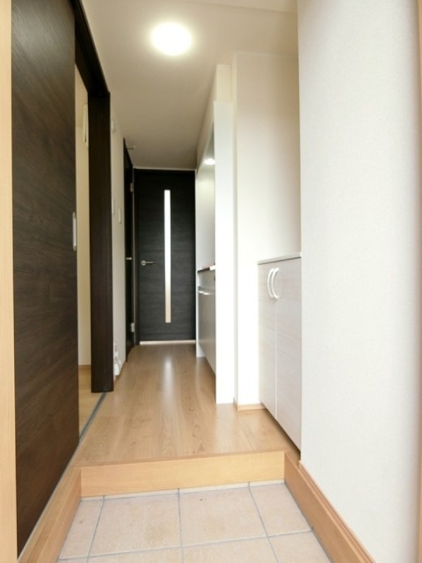 玄関　図面と現状に相違がある場合には現状を優先