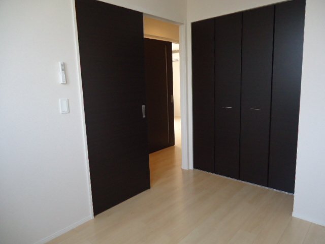 居室・リビング　室内