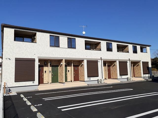 建物外観　落ち着いた雰囲気の外観です