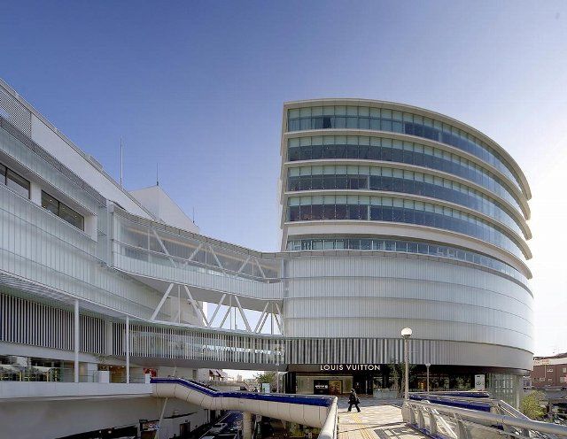 ショッピングセンター　柏高島屋ステーションモール（ショッピングセンター）まで482m