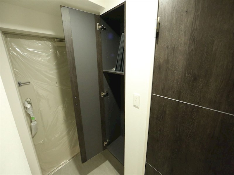 玄関　玄関　シューズボックス付