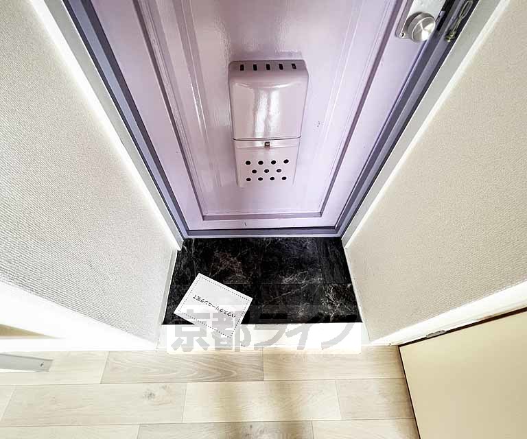 玄関　大きな段差がありません