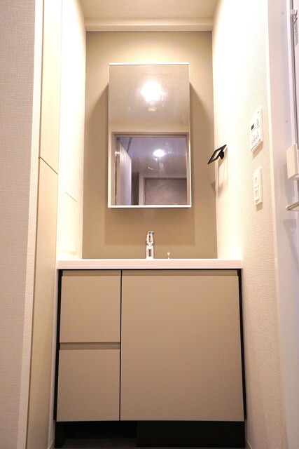 洗面設備　※写真は同タイプ住戸です。