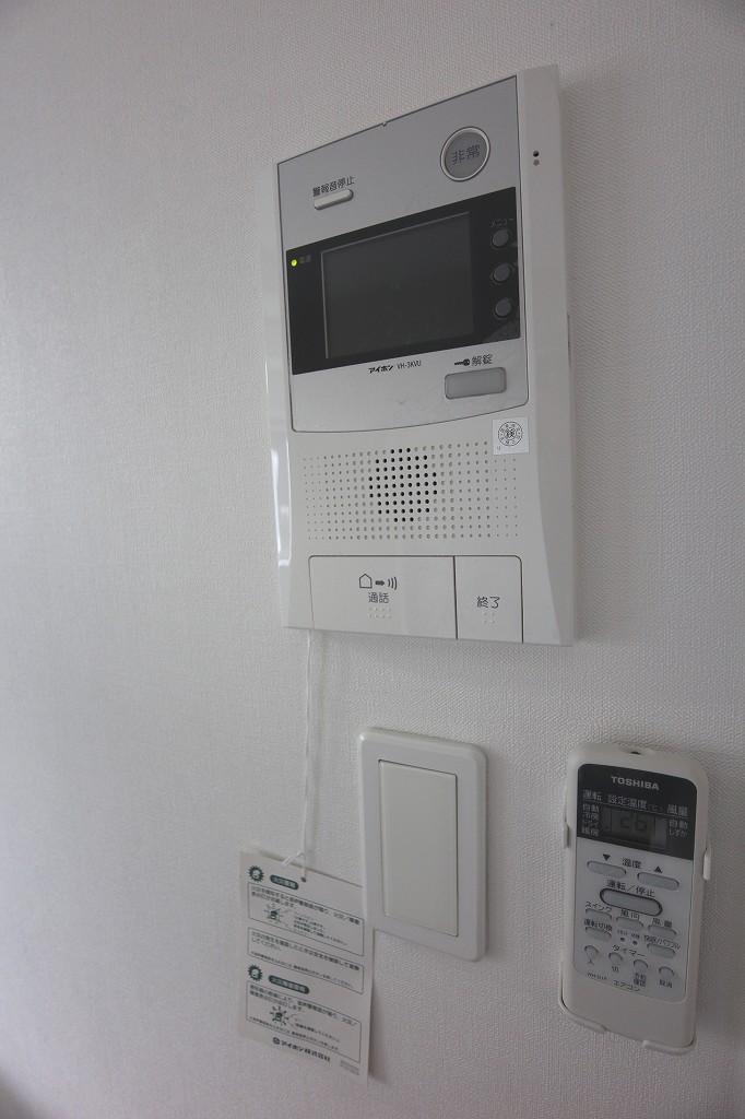セキュリティ　ＴＶモニターホン　※別部屋参考写真
