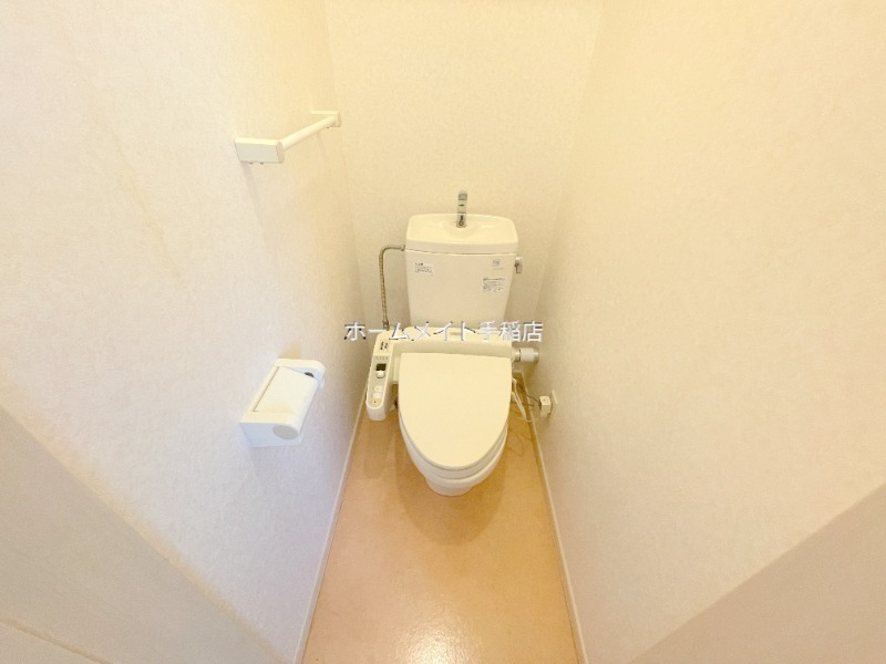 トイレ　ウォシュレット付き♪