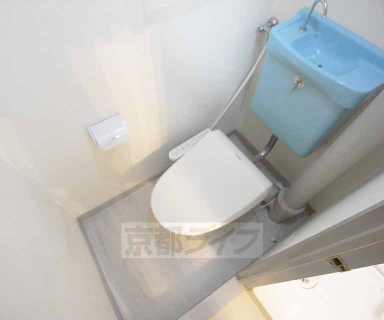 トイレ　洋式のトイレです。