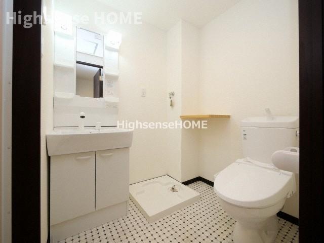 トイレ　落ち着いたトイレです