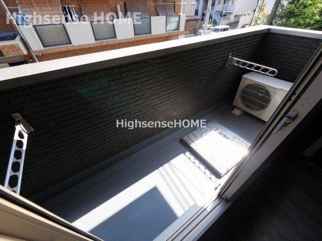 バルコニー　バルコニーがあります