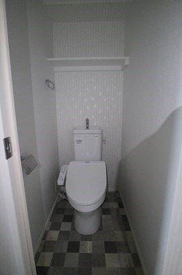 トイレ　※別号室の参考写真になります。