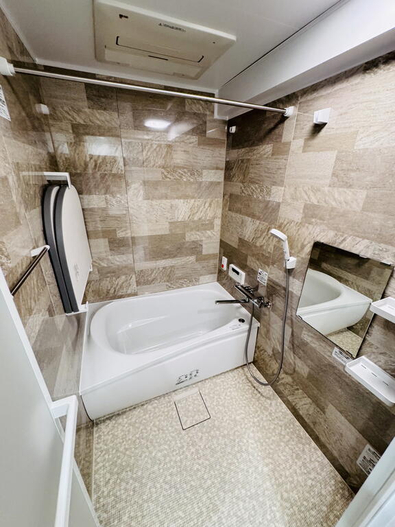 バス・シャワールーム