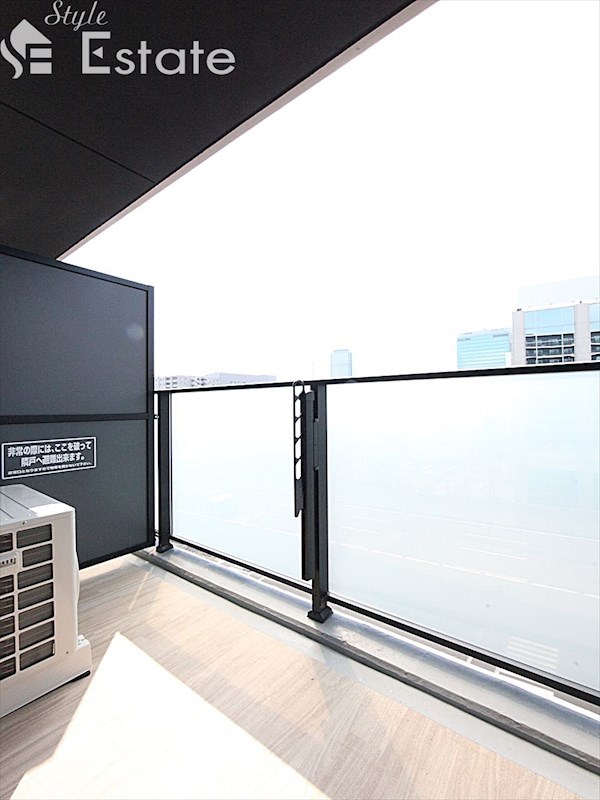 バルコニー　バルコニー