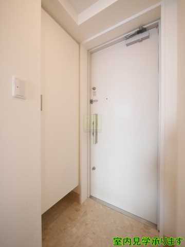 玄関　シュロス高田馬場