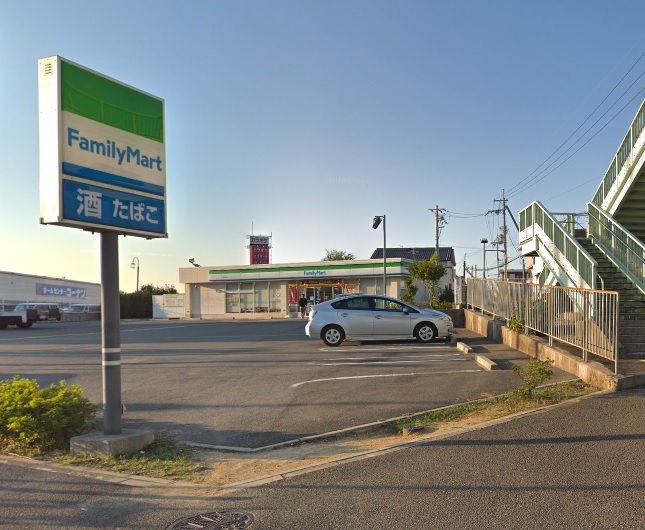 コンビニ　ファミリーマート 堺岩室店（コンビニ）まで367m