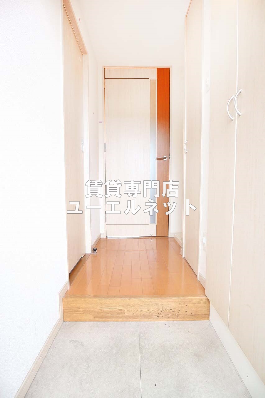 玄関　住まいの顔ともなる玄関